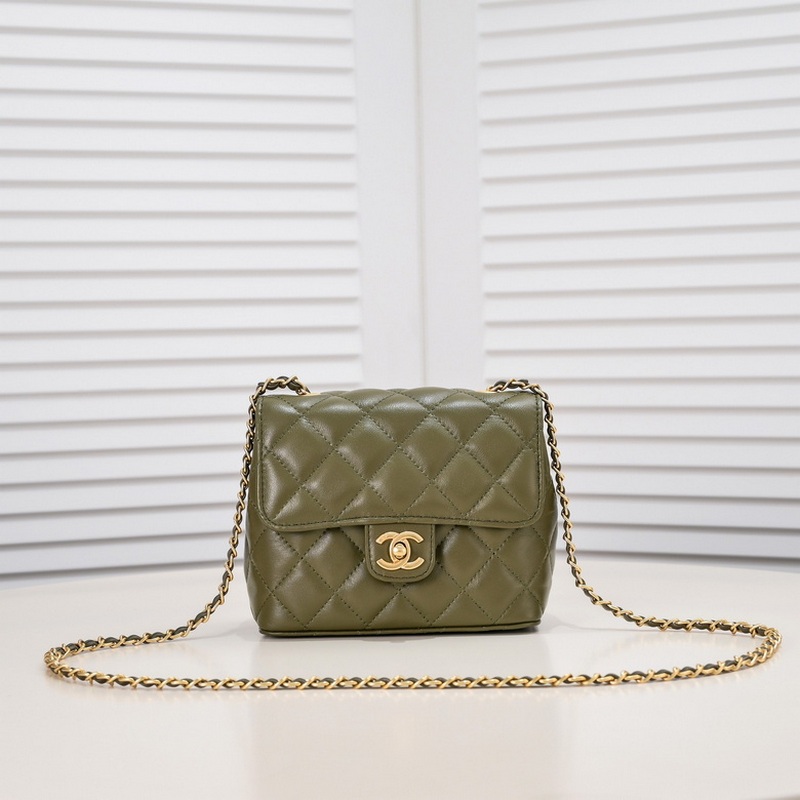 Chanel Handbags 880